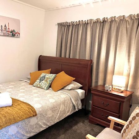Adorable 2 Bedroom Unit Walk To Town 로토루아 외부 사진