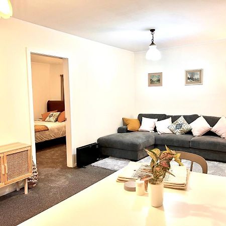 Adorable 2 Bedroom Unit Walk To Town 로토루아 외부 사진