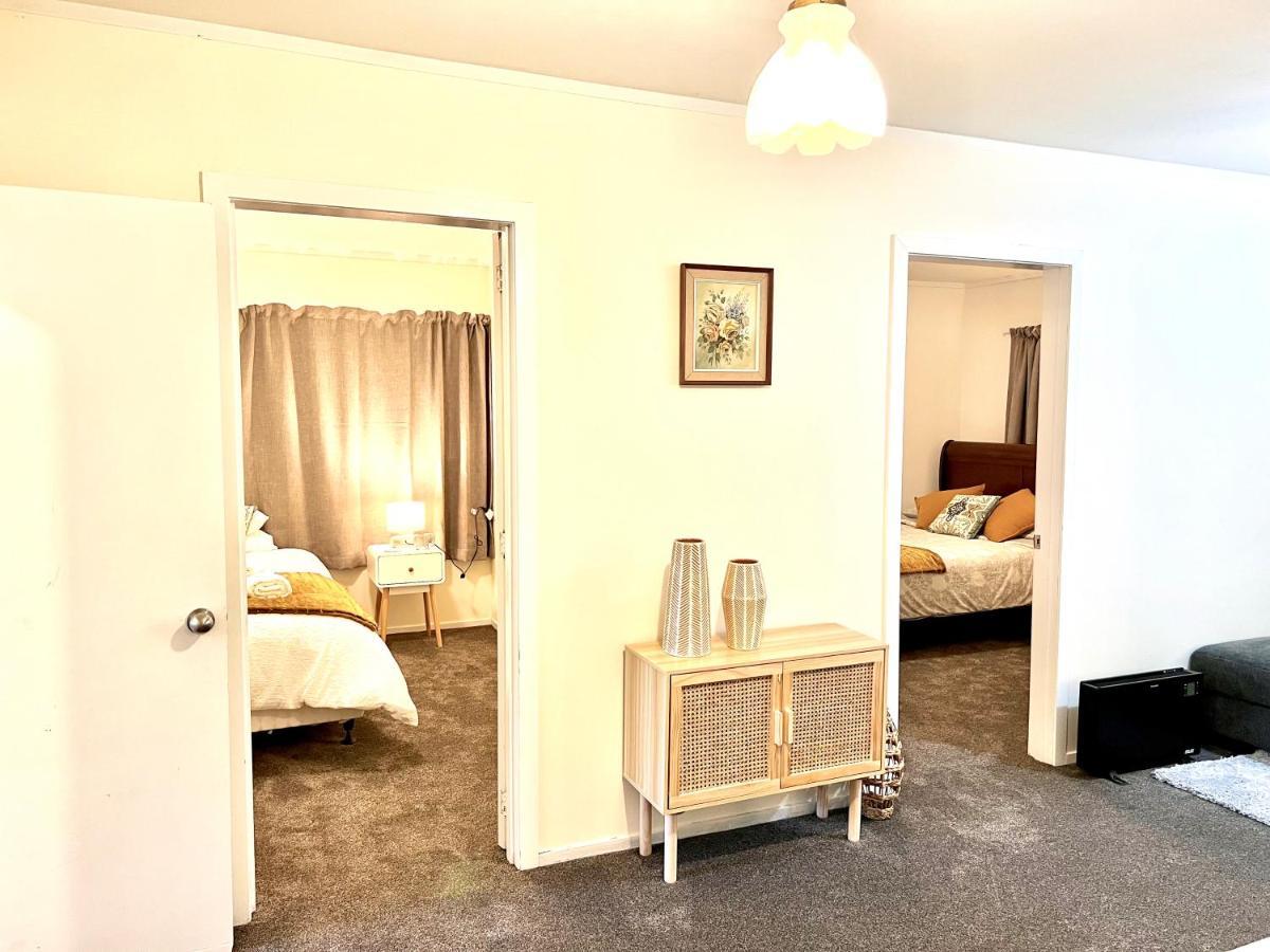 Adorable 2 Bedroom Unit Walk To Town 로토루아 외부 사진
